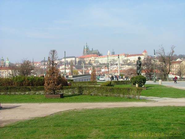 03-04-2004_10.44.42