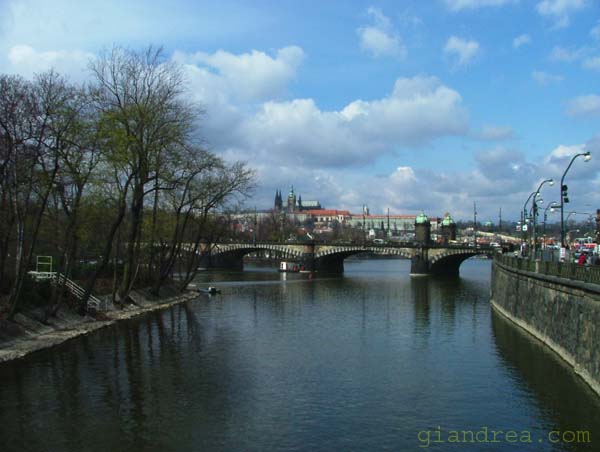 05-04-2004_13.45.53