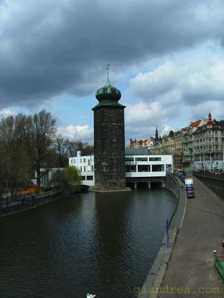 05-04-2004_13.56.28