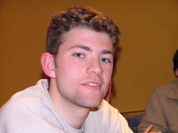 06-04-2004_00.36.39