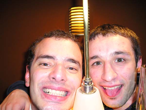 06-03-2004_00.57.38